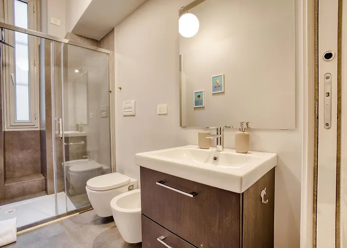 Just Urban - Charming 2br In Historic Building - M1 Wagner Apartment