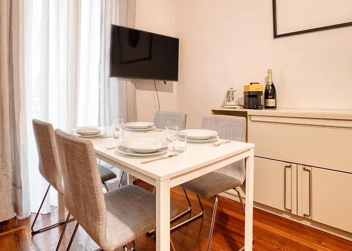 Just Urban - Charming 2br In Historic Building - M1 Wagner Apartment Milan