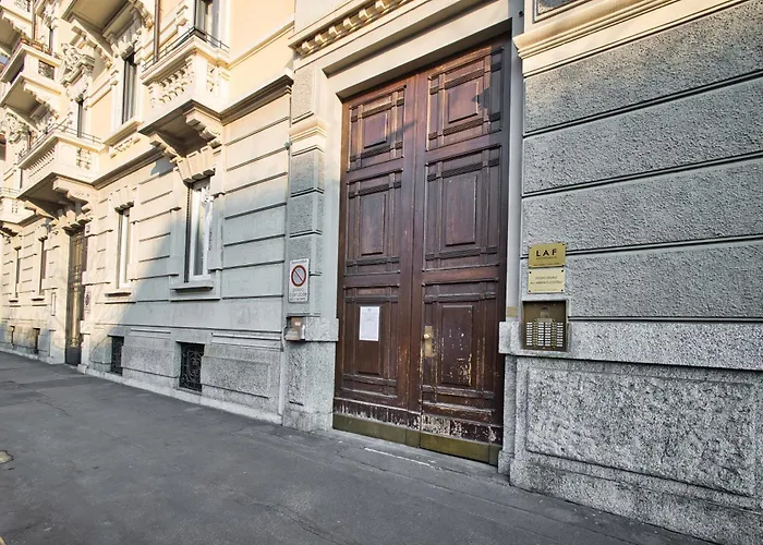 Just Urban - Charming 2br In Historic Building - M1 Wagner Apartment *